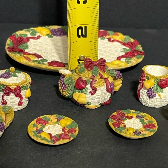 Vtg Della Robbia Decorative Miniature Tea Set - Picture 5 of 6